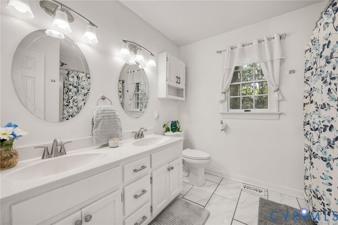 2409 Three Bridge Road Powhatan, VA 23139 - Photo 26 of 39 Dual vanity with undermount sinks and brushed nick