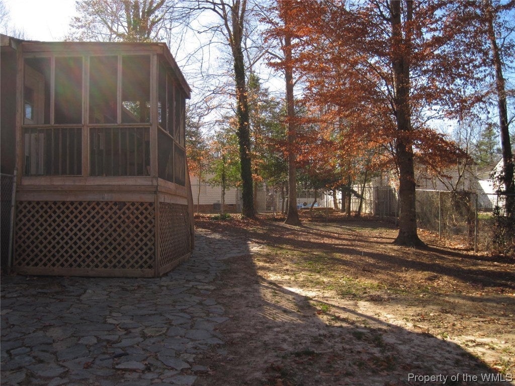 6514 Ware Road Quinton, VA 23141 - Photo 4 of 15 Gallery Image 4
