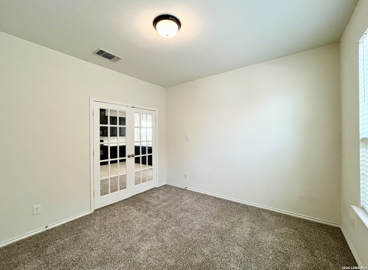 401 Ruby Ritz Universal City, TX 78148 - Photo 11 of 46