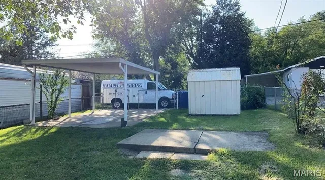 $1,795 | 1349 Kraft Street, St. Louis, MO 63139