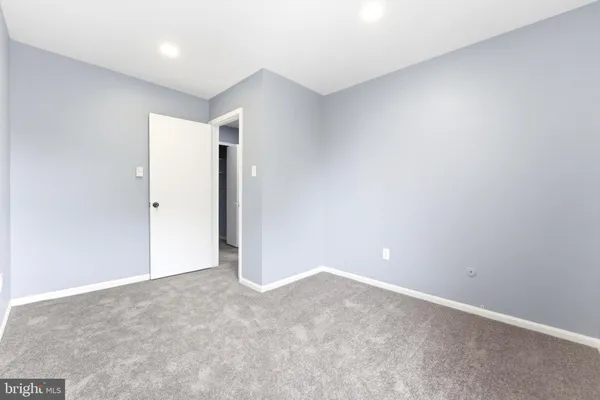 $2,500 | 79 Edinshire Road, Sicklerville, NJ 08081