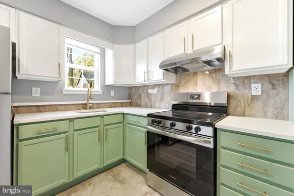 $2,500 | 79 Edinshire Road, Sicklerville, NJ 08081