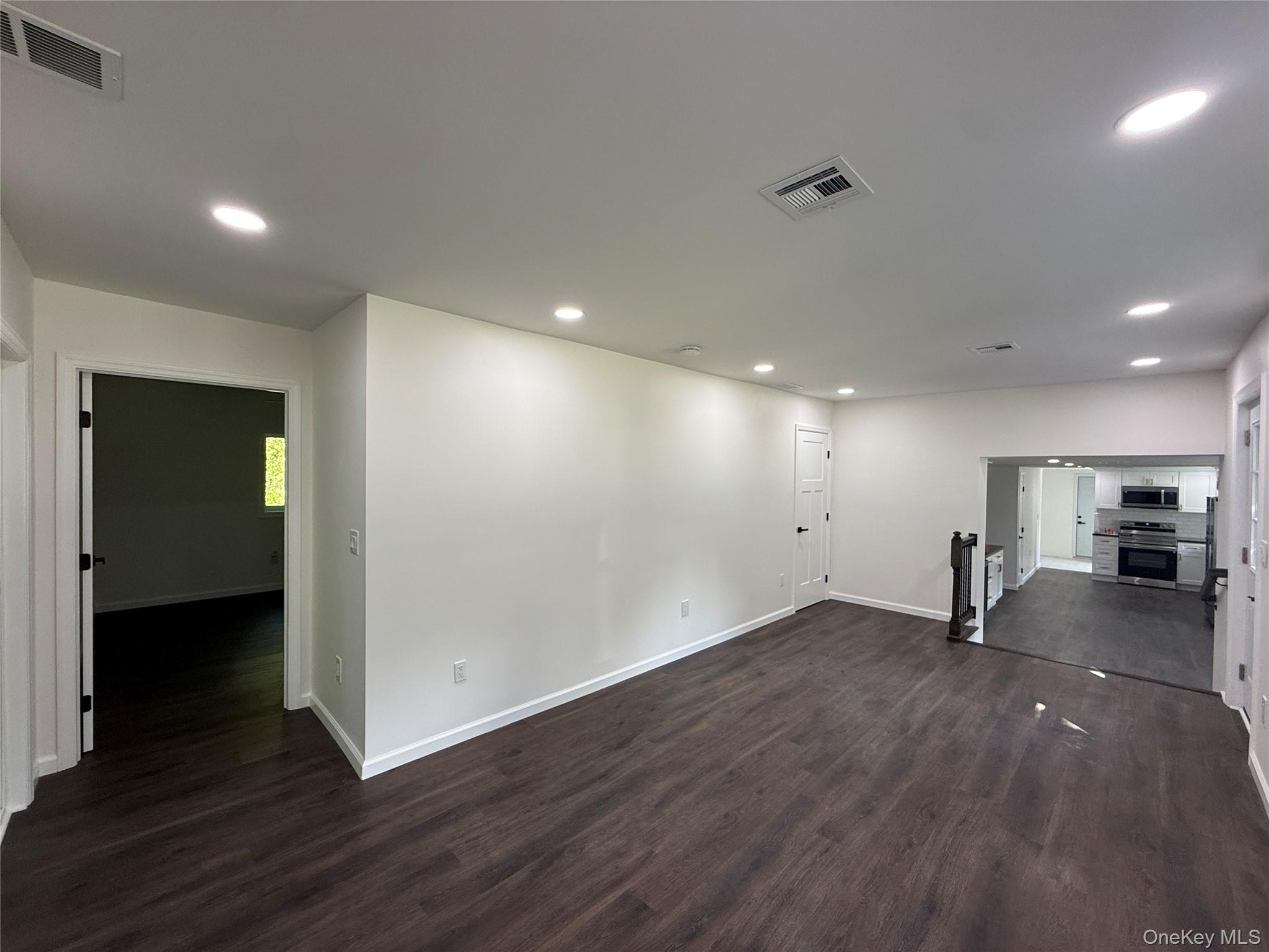 127 Spring Lake Road Red Hook, NY 12571 - Photo 10 of 30 Gallery Image 10