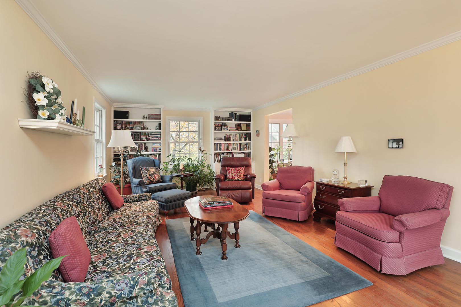 1211 Norman Lane Deerfield, IL 60015 - Photo 2 of 17 a living room with furniture and a couch