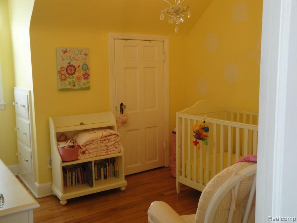 1633 Hampton Road Grosse Pointe, MI 48236 - Photo 15 of 17 Bedroom #3