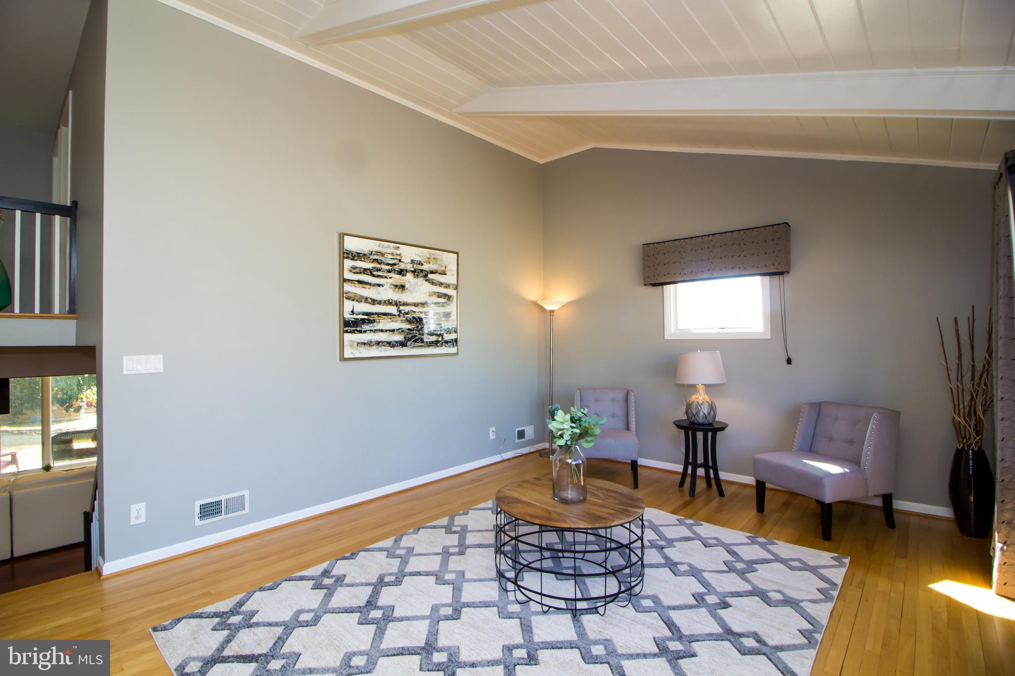 4206 Darleigh Road Nottingham, MD 21236 - Photo 3 of 50 Living Area