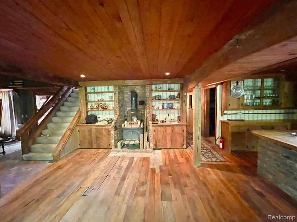 14347 Hogan Road Linden, MI 48451 - Photo 12 of 19