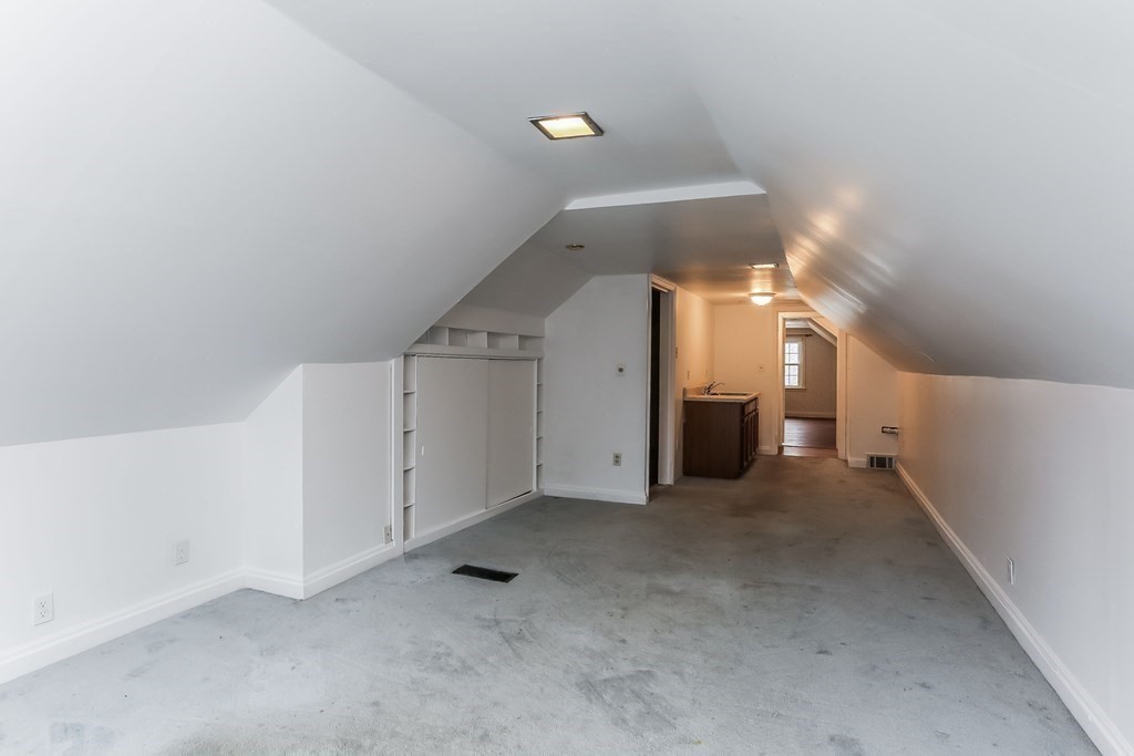 132 Laurel Road West Springfield, MA 01089 - Photo 30 of 38 Gallery Image 30