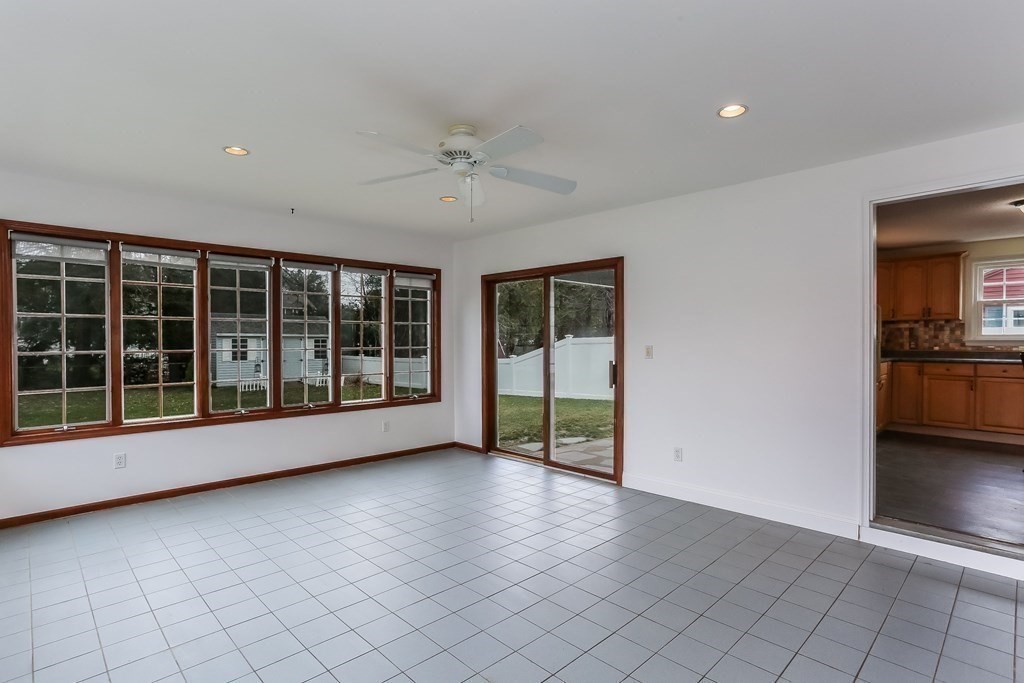 132 Laurel Road West Springfield, MA 01089 - Photo 8 of 38 Gallery Image 8