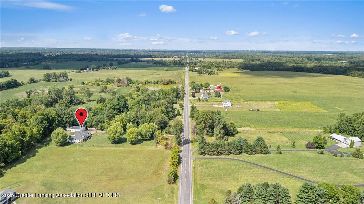 243 North Aurelius Road Mason, MI 48854 - Photo 48 of 49 03-Media Jett - 08.2