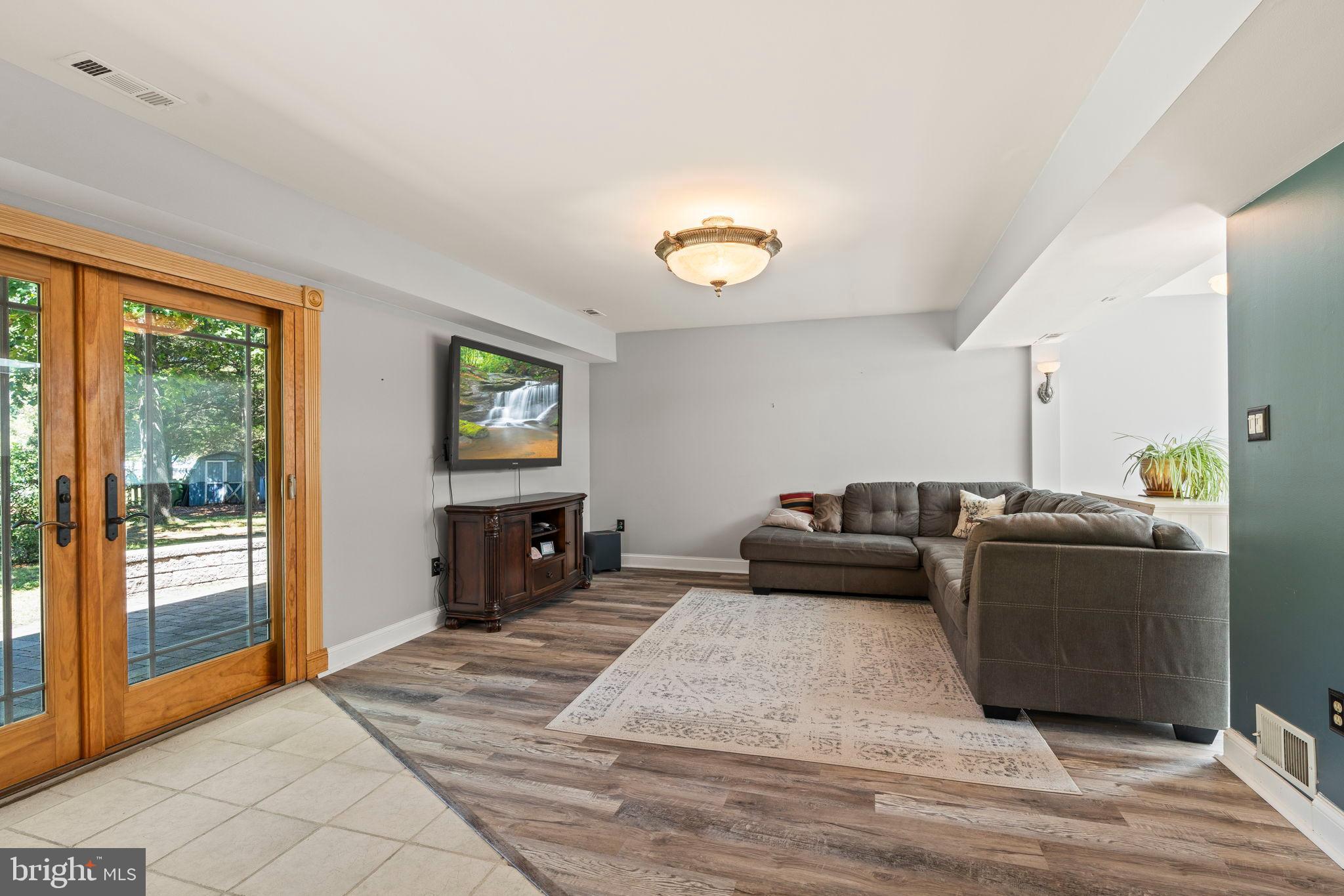 3 Spring Lake Court Sewell, NJ 08080 - Photo 11 of 36 Gallery Image 11