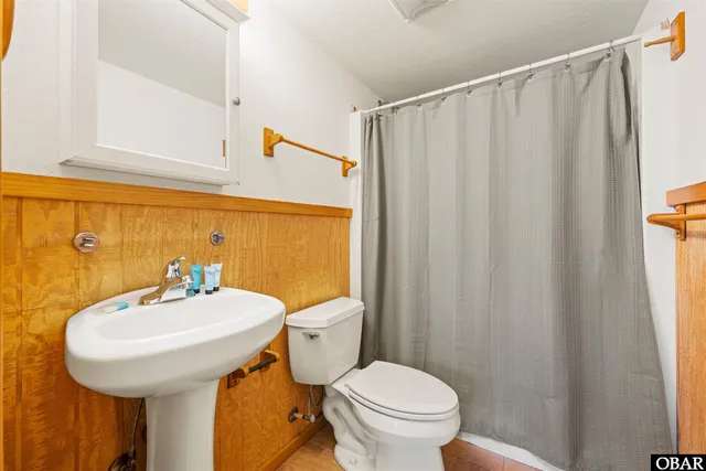 $1,490,000 | 152 Whistling Swan Drive, Duck, NC 27949