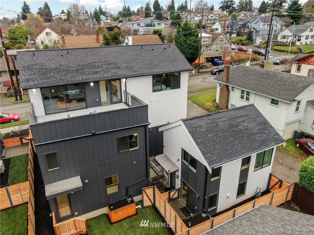 411 Northeast 80th Street Seattle, WA 98115 - Photo 1 of 15