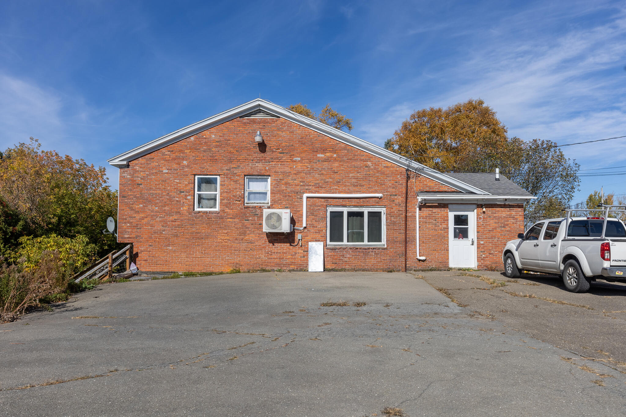 217 Houlton Road Presque Isle, ME 04769 - Photo 7 of 99 20251010-_MG_9632-HDR