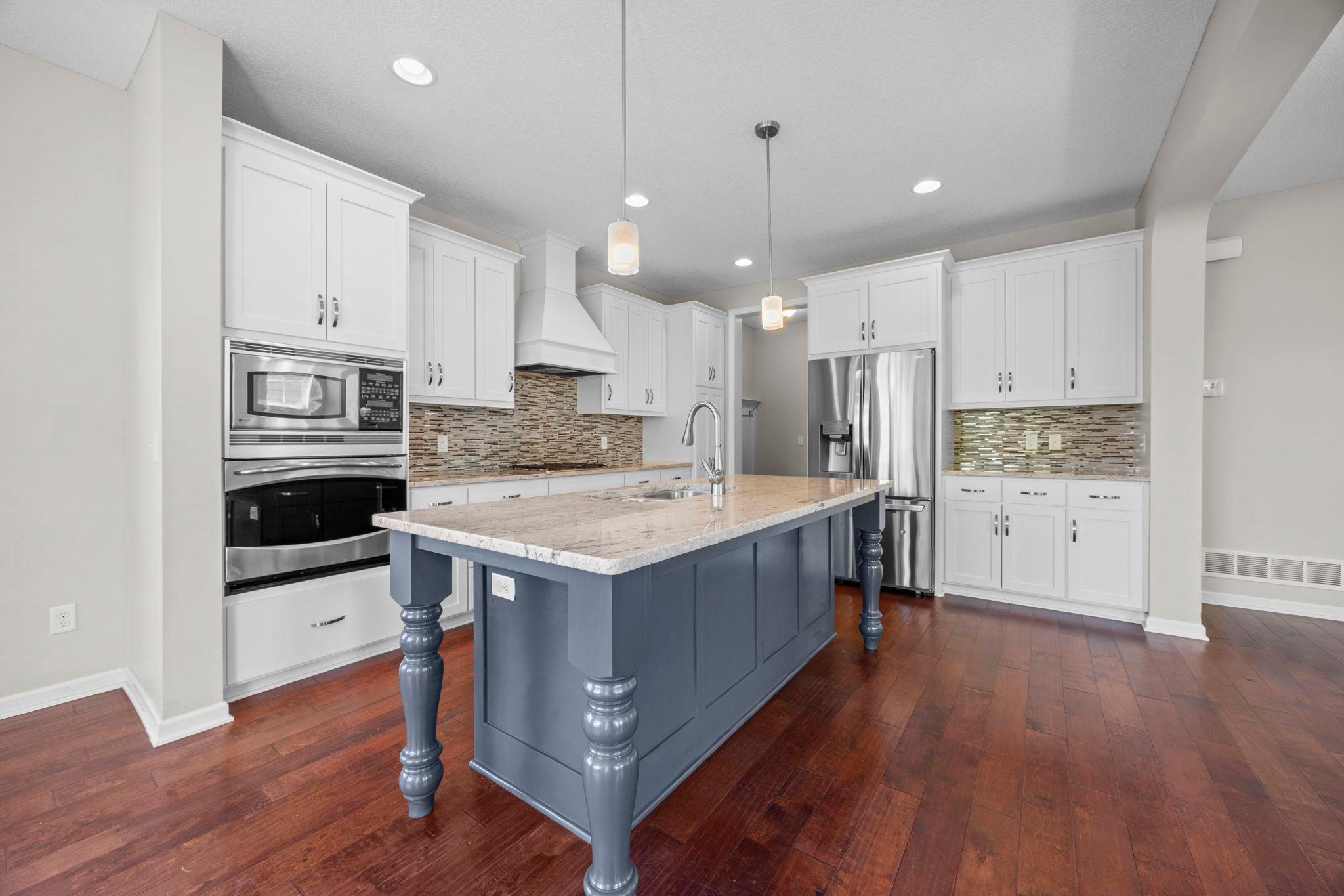 7652 Addisen Path Inver Grove Heights, MN 55077 - Photo 17 of 97