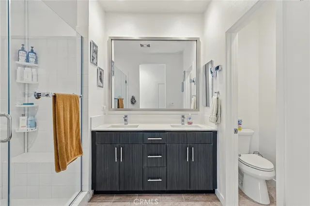 $688,000 | 2520 Valentina Way, Unit 6, Commerce, CA 90040