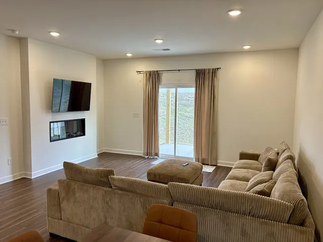 $3,000 | 5007 Lawler Lane, Hermitage, TN 37076