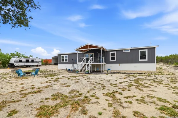 $269,000 | 18622 County Road 5740, Castroville, TX 78009