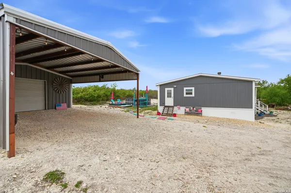 $269,000 | 18622 County Road 5740, Castroville, TX 78009