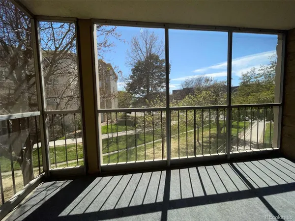 $1,995 | 3124 South Wheeling Way, Unit 207, Aurora, CO 80014