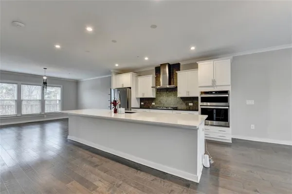 $3,975 | 2083 Holtz Lane, Atlanta, GA 30318