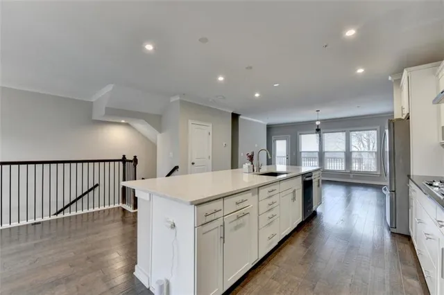 $4,150 | 2083 Holtz Lane, Atlanta, GA 30318