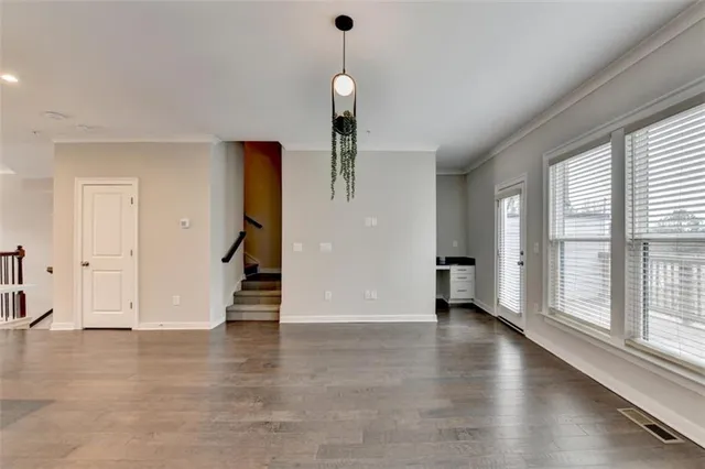 $4,150 | 2083 Holtz Lane, Atlanta, GA 30318