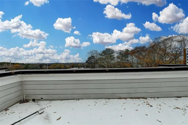 $4,150 | 2083 Holtz Lane, Atlanta, GA 30318