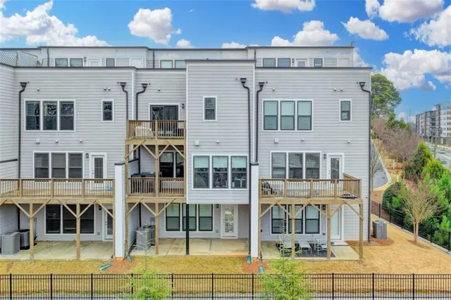 $4,150 | 2083 Holtz Lane, Atlanta, GA 30318