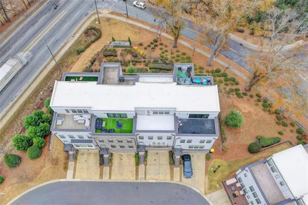 $3,975 | 2083 Holtz Lane, Atlanta, GA 30318