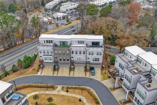 $3,975 | 2083 Holtz Lane, Atlanta, GA 30318