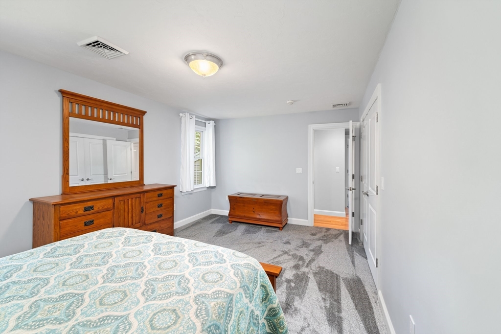 12 Dudley Road Mendon, MA 01756 - Photo 29 of 41 Gallery Image 29
