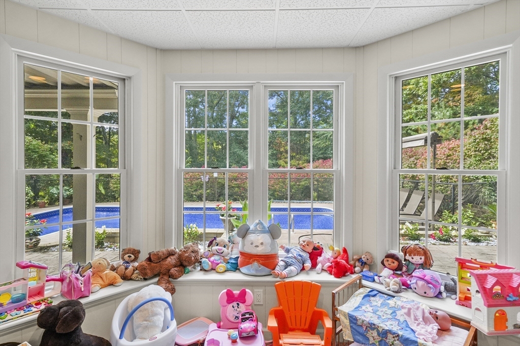 12 Dudley Road Mendon, MA 01756 - Photo 33 of 41 Gallery Image 33