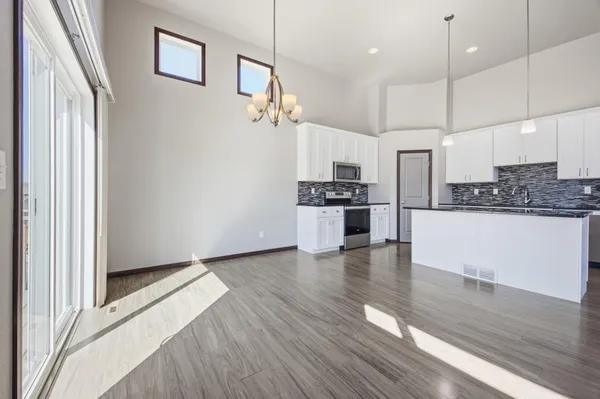 $409,900 | 1125 29th Avenue West, West Fargo, ND 58078