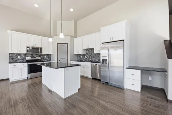 $409,900 | 1125 29th Avenue West, West Fargo, ND 58078