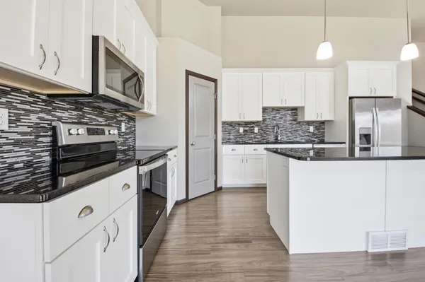 $409,900 | 1125 29th Avenue West, West Fargo, ND 58078