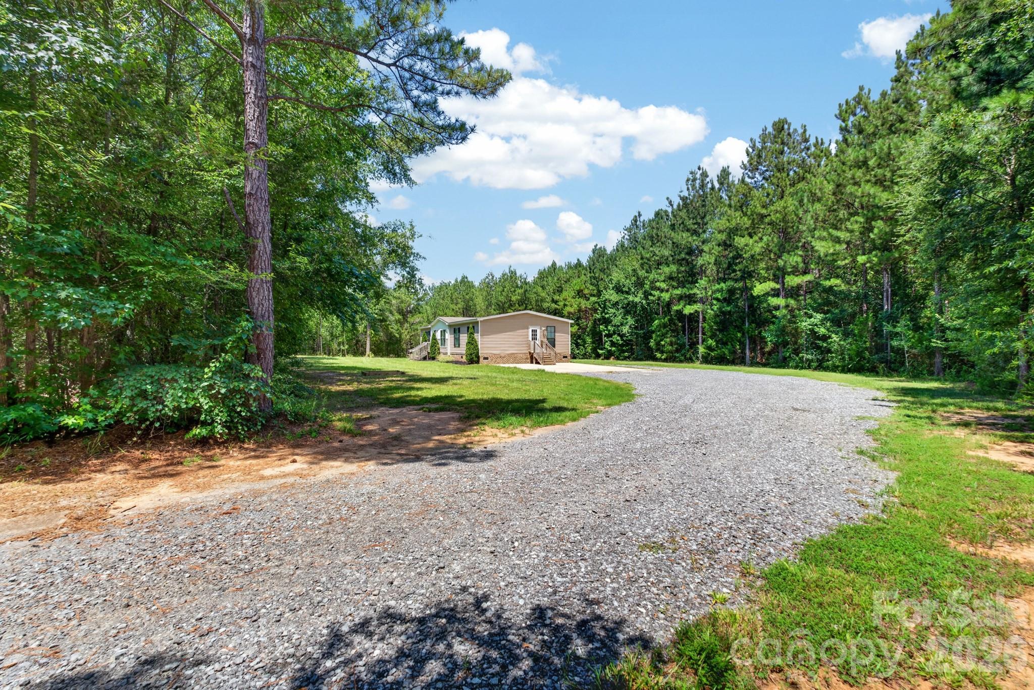609 Edwards Road Fort Lawn, SC 29714 - Photo 3 of 42 Gallery Image 3