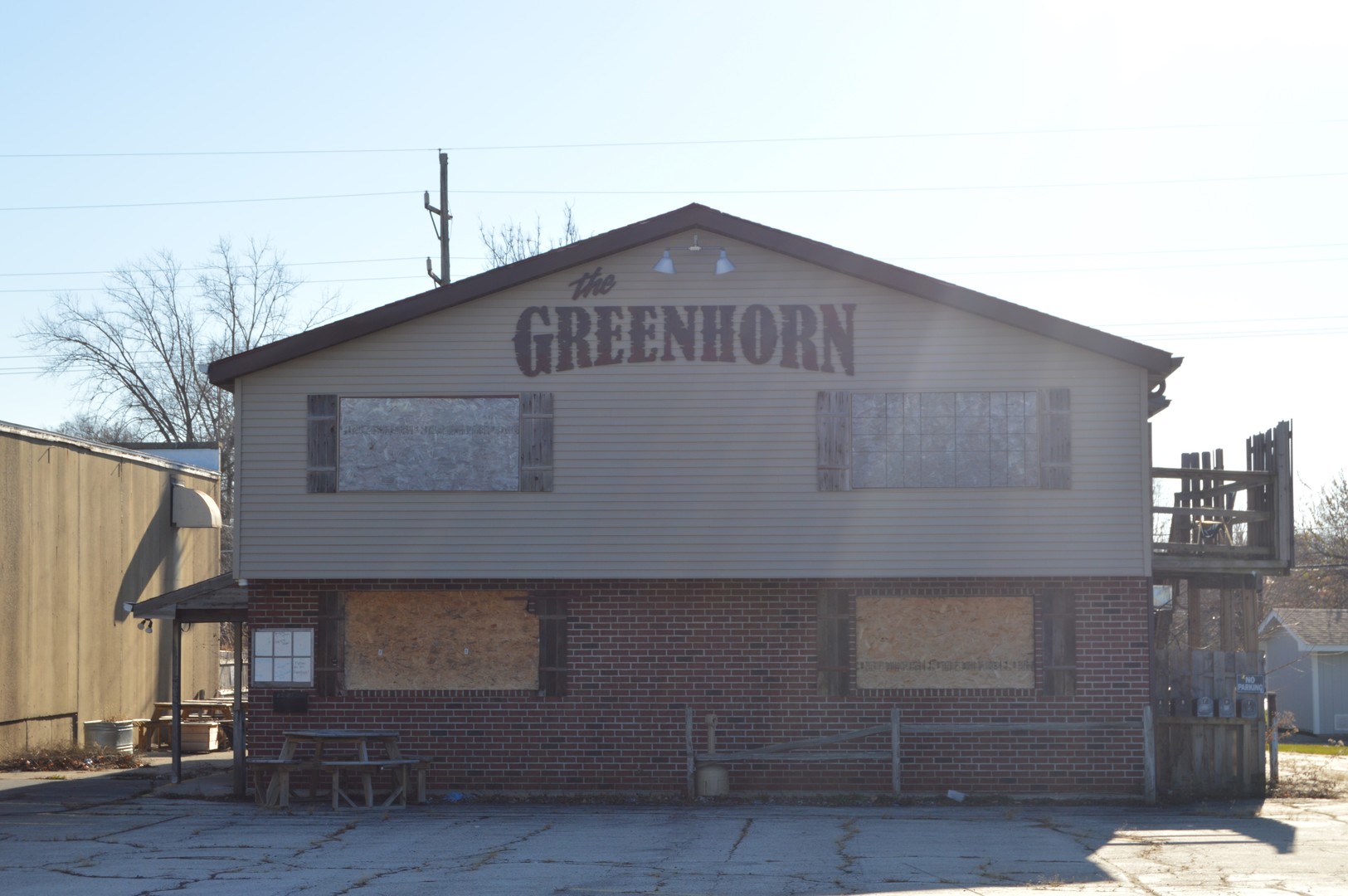 303 Bedford Road Morris, IL 60450 - Photo 1 of 4 a front view of a house