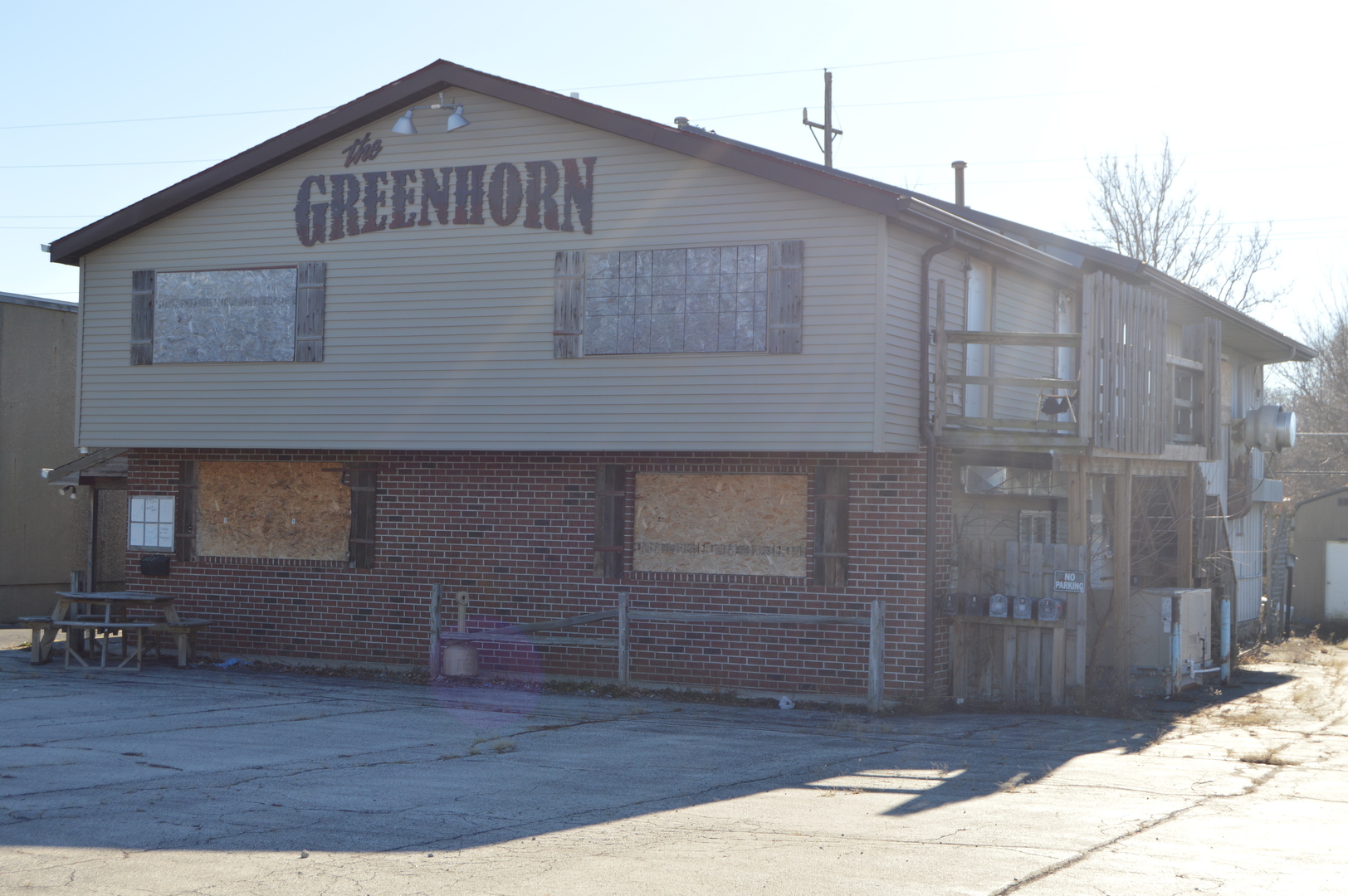 303 Bedford Road Morris, IL 60450 - Photo 3 of 4 a front view of a house