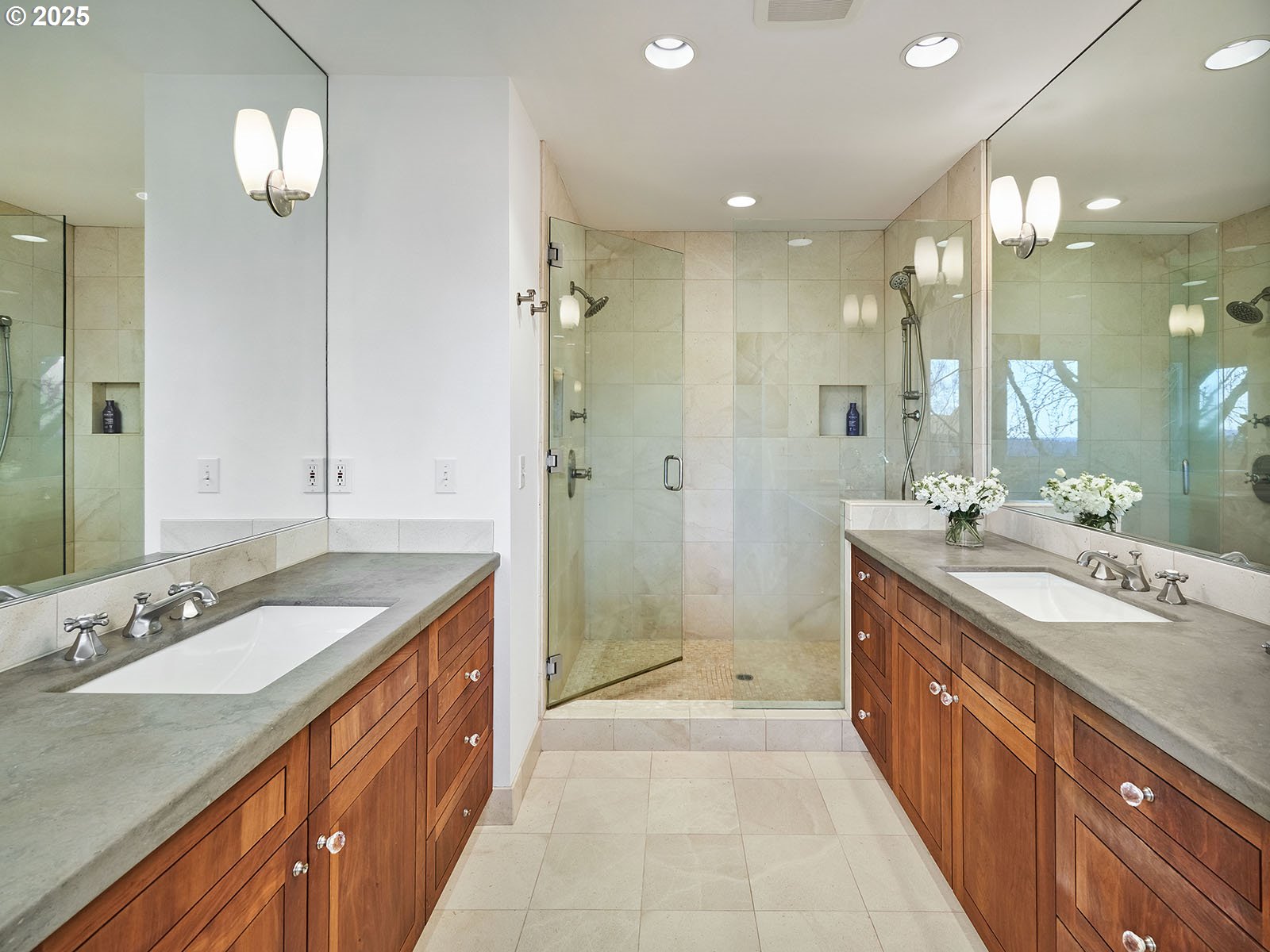 4801 Southwest Patton Road Portland, OR 97221 - Photo 16 of 33 Gallery Image 16