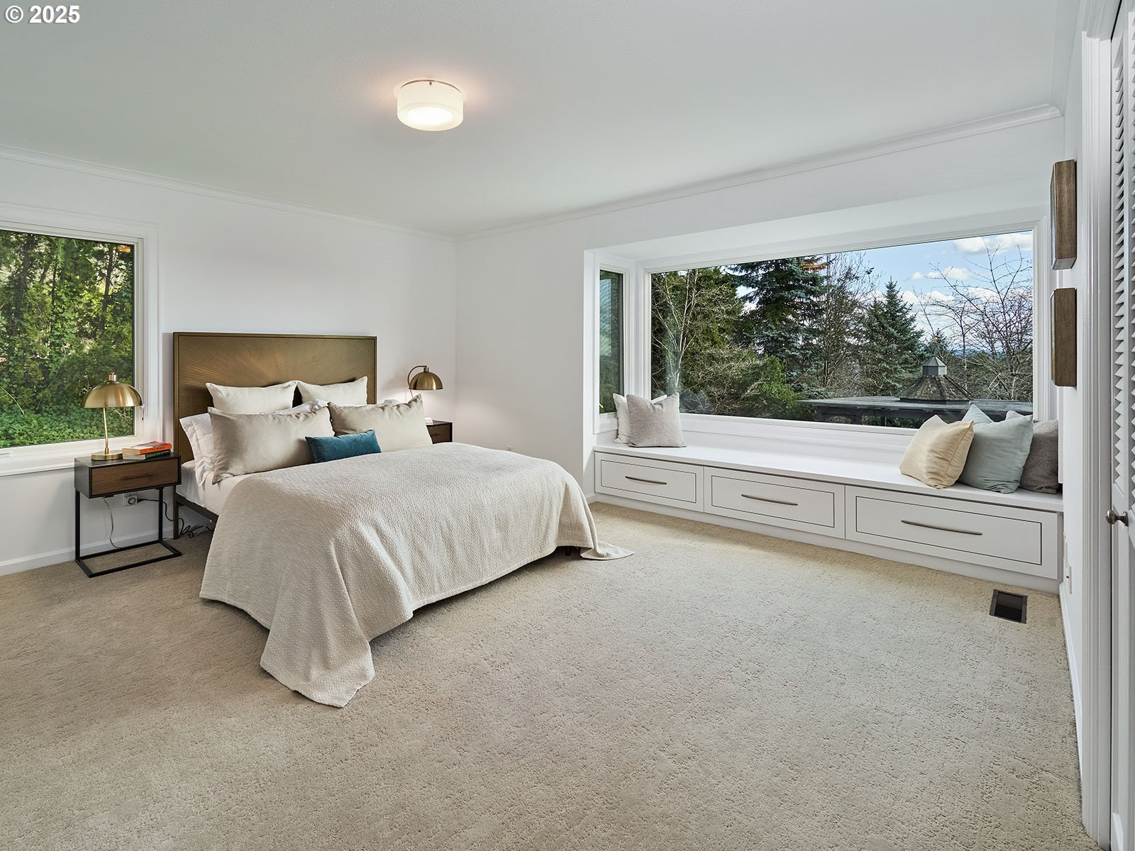 4801 Southwest Patton Road Portland, OR 97221 - Photo 17 of 33 Gallery Image 17