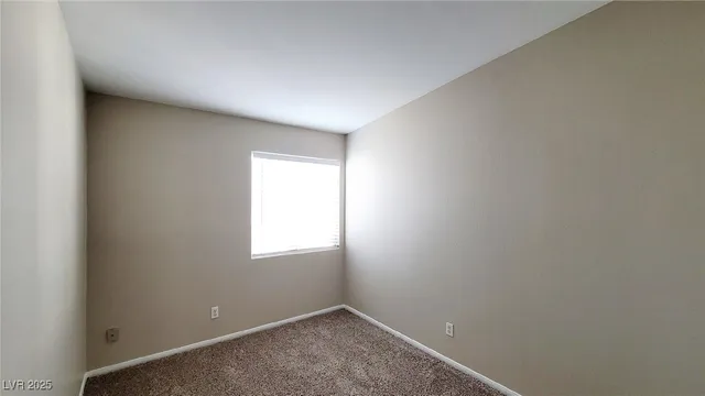 $1,850 | 319 Mulberry Glen Drive, North Las Vegas, NV 89031