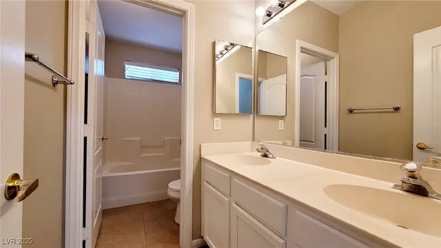 $1,850 | 319 Mulberry Glen Drive, North Las Vegas, NV 89031