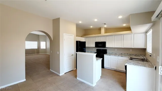 $1,850 | 319 Mulberry Glen Drive, North Las Vegas, NV 89031