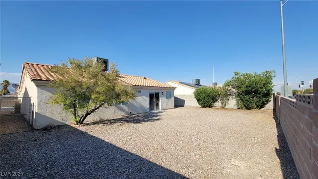 $1,850 | 319 Mulberry Glen Drive, North Las Vegas, NV 89031