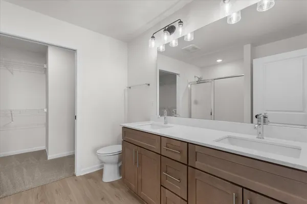 $394,900 | 500 Hunter Oaks Boulevard, Unit 1002, Watertown, WI 53094
