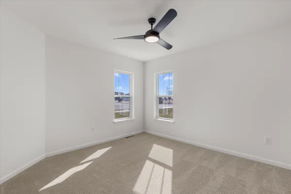$394,900 | 500 Hunter Oaks Boulevard, Unit 1002, Watertown, WI 53094