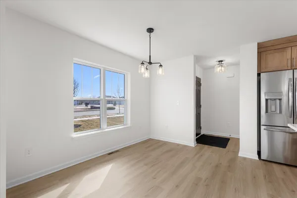 $394,900 | 500 Hunter Oaks Boulevard, Unit 1002, Watertown, WI 53094