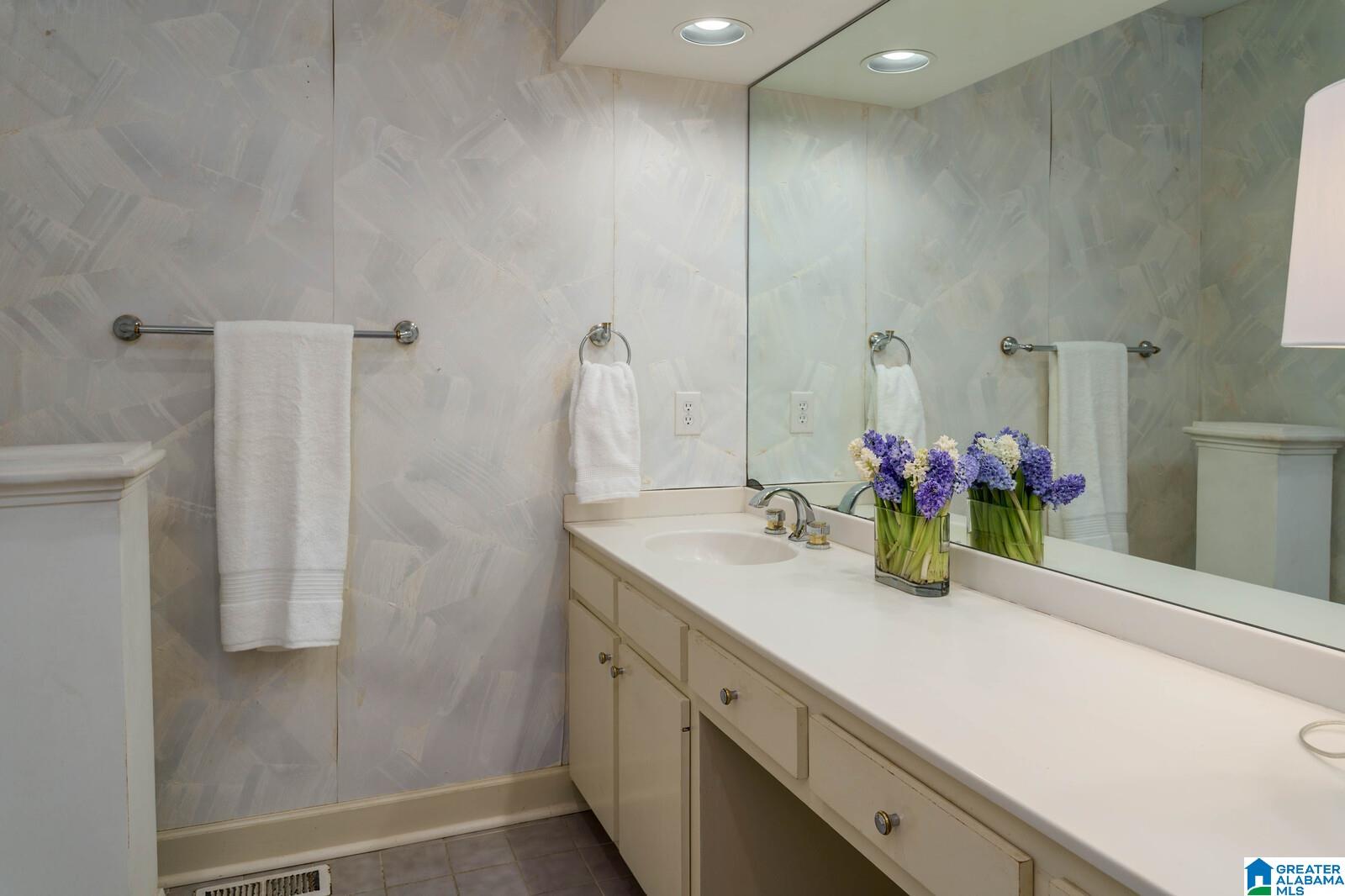 3560 Springhill Road Birmingham, AL 35223 - Photo 29 of 54 Gallery Image 29
