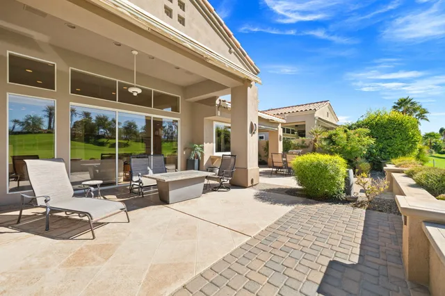 $1,599,000 | 263 Desert Holly Drive, Palm Desert, CA 92211